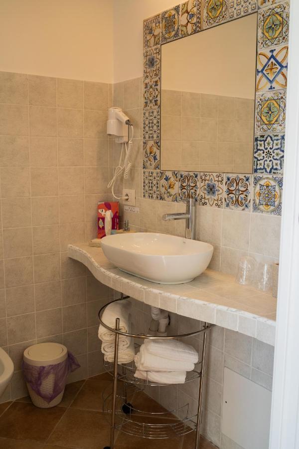 Paradise Sicily Rooms カラタビアーノ エクステリア 写真
