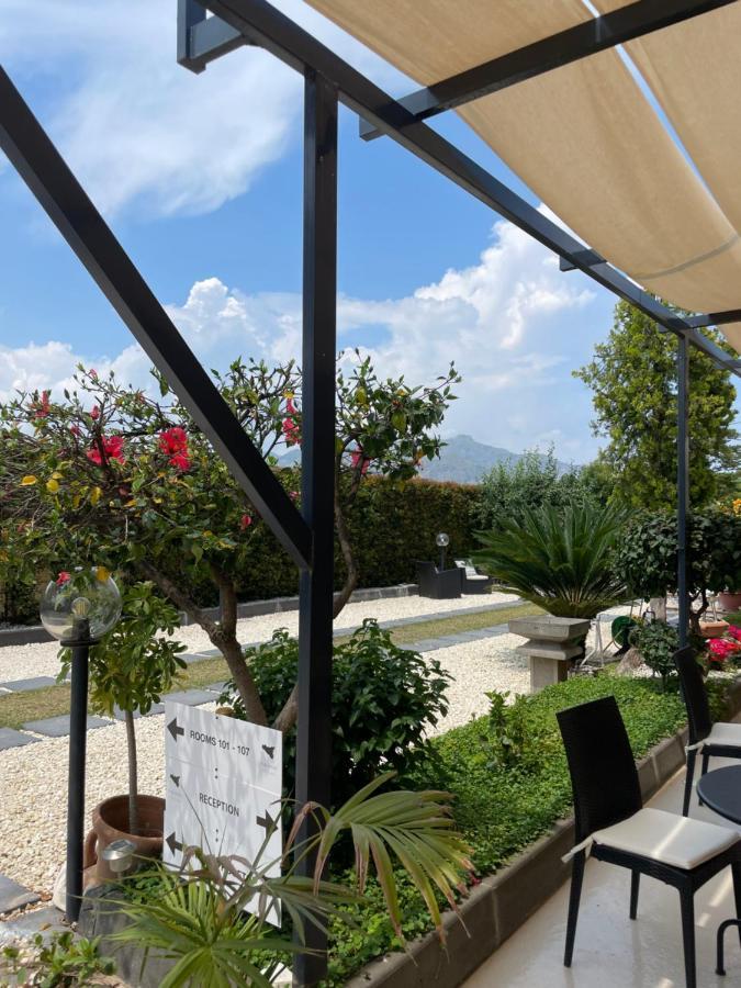 Paradise Sicily Rooms カラタビアーノ エクステリア 写真