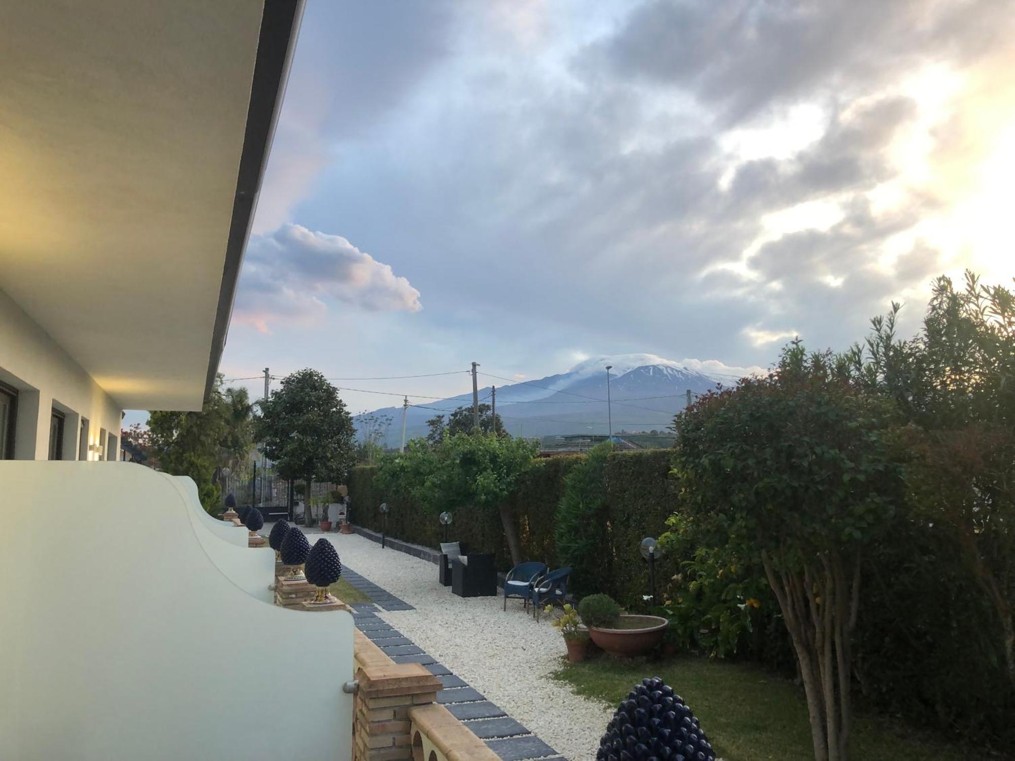 Paradise Sicily Rooms カラタビアーノ エクステリア 写真